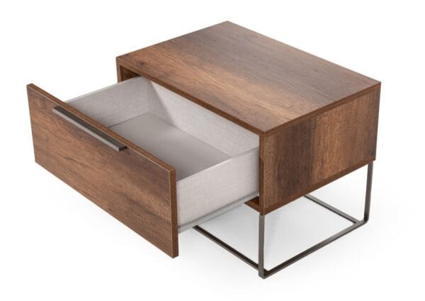 Queen Nova Domus Lorenzo Italian Modern Walnut Bedroom Set - Image 4