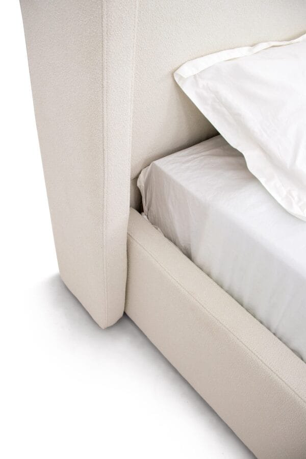 Modrest Byrne - Modern Off White Fabric Bed