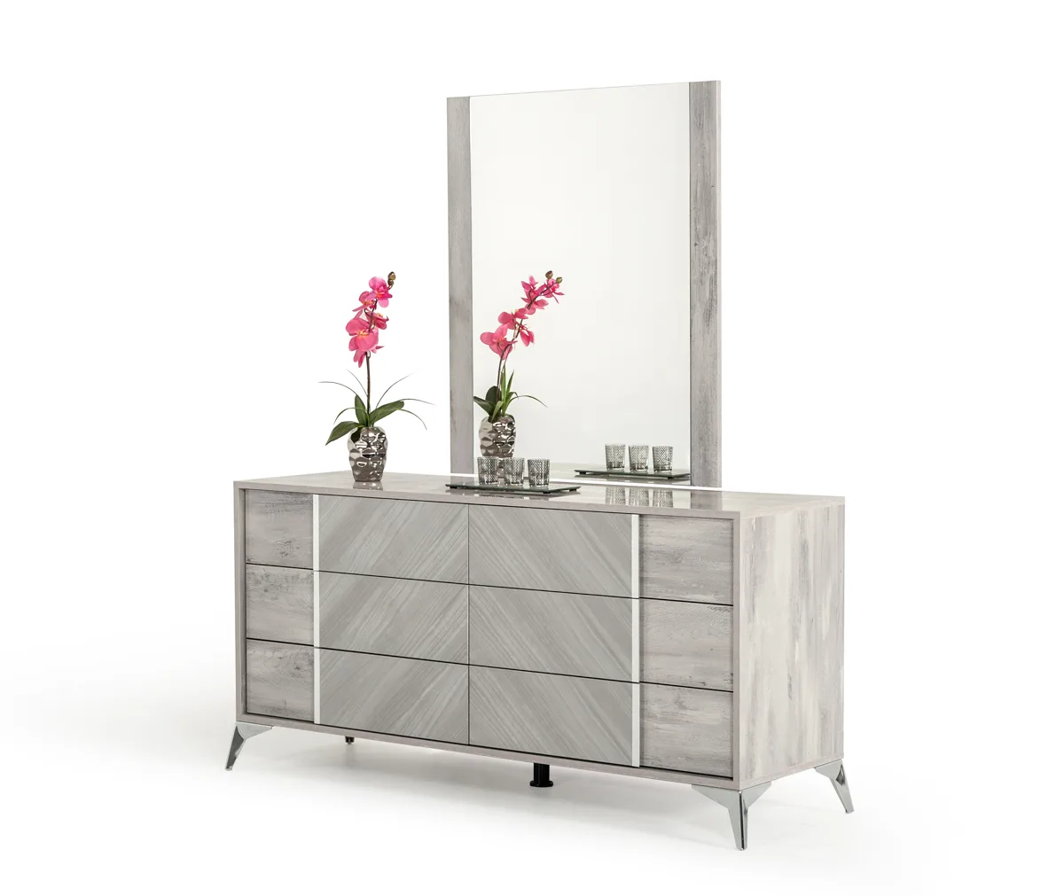 Nova Domus Alexa Italian Modern Grey Dresser - Image 3