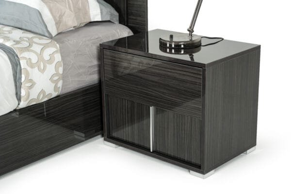 Modrest Ari Italian Modern Grey Nightstand - Image 4