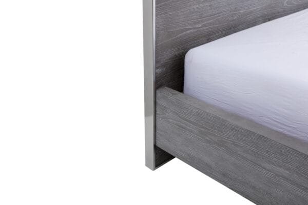Queen Modrest Charlene Modern Grey Elm & Stainless Steel Bed - Image 3