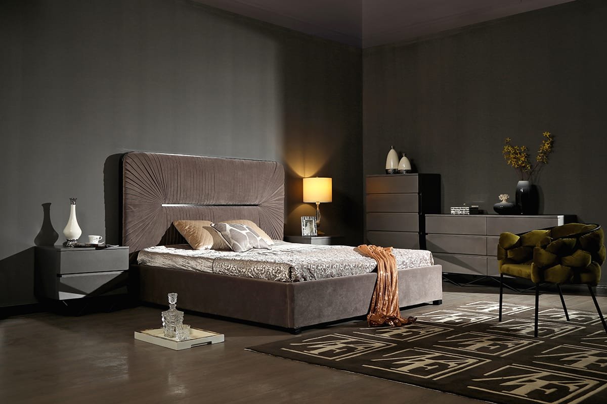 Modrest Duke Modern Grey Velvet & Black Gun Chrome Bedroom Set 4 Modrest Duke Modern Grey Velvet & Black Gun Chrome Bedroom Set - Image 4