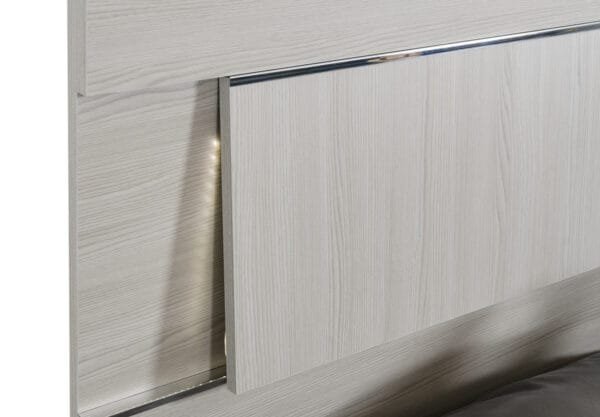 Queen Modrest Ethan Italian Modern Grey Bed - Image 3