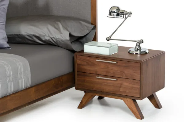 Queen Nova Domus Soria Modern Grey & Walnut Bedroom Set - Image 3
